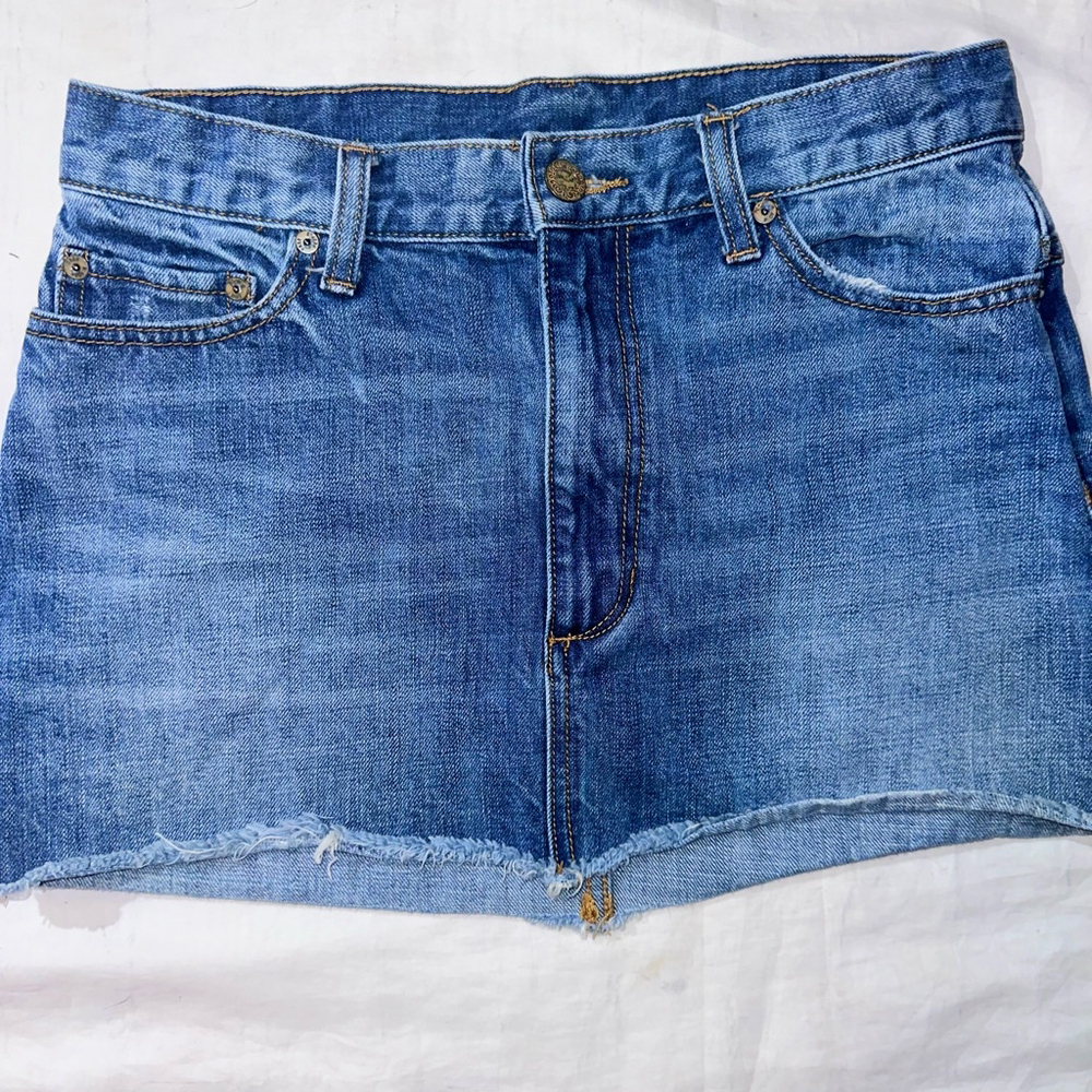 NWOT Women’s Size 2 Free People Denim Jeans Raw Hem Mini Skirt